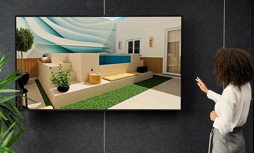 Diseñadora presentando proyecto de vivienda en 3D